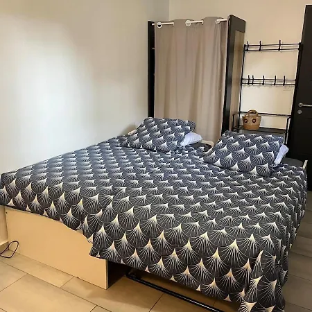 Apartman Proche Paris A Cote Gare Train *